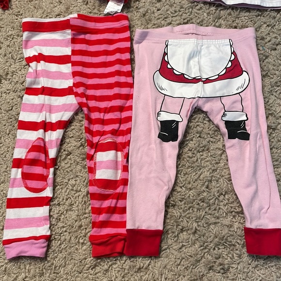 Holiday pajamas 2T/24 months - Picture 2 of 7